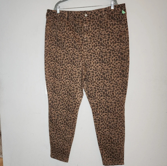 AE Curvy Super Highrise Brown Leopard Jeggings Skinny Jeans Plus Size 22 New - Picture 1 of 15